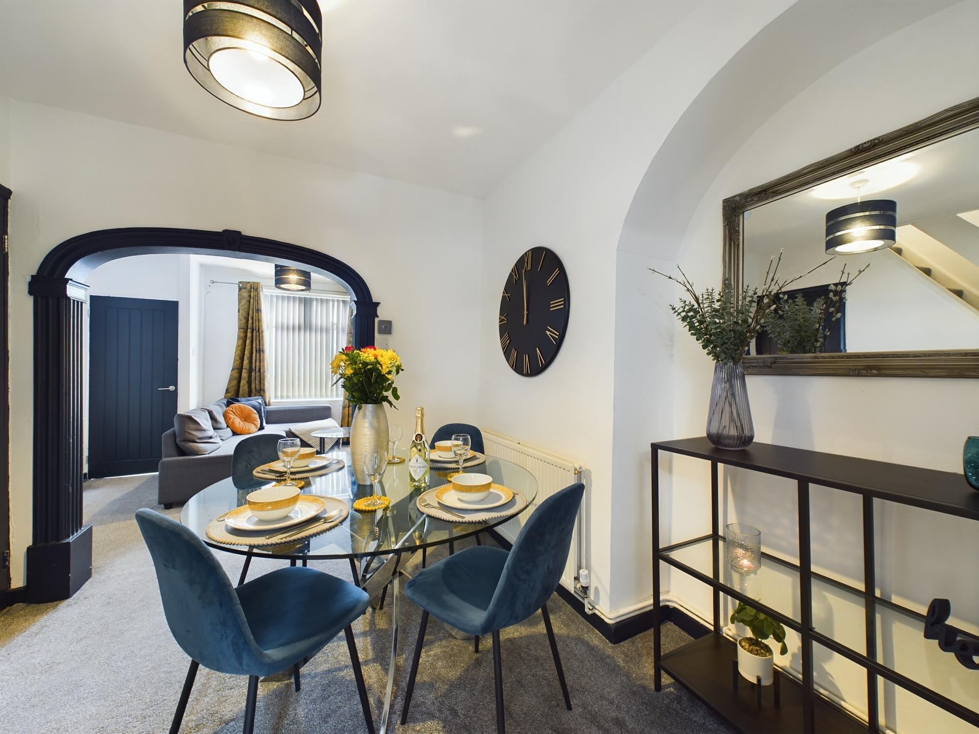Cosy 2-Bed | FREE Parking | Anfield & Goodison
