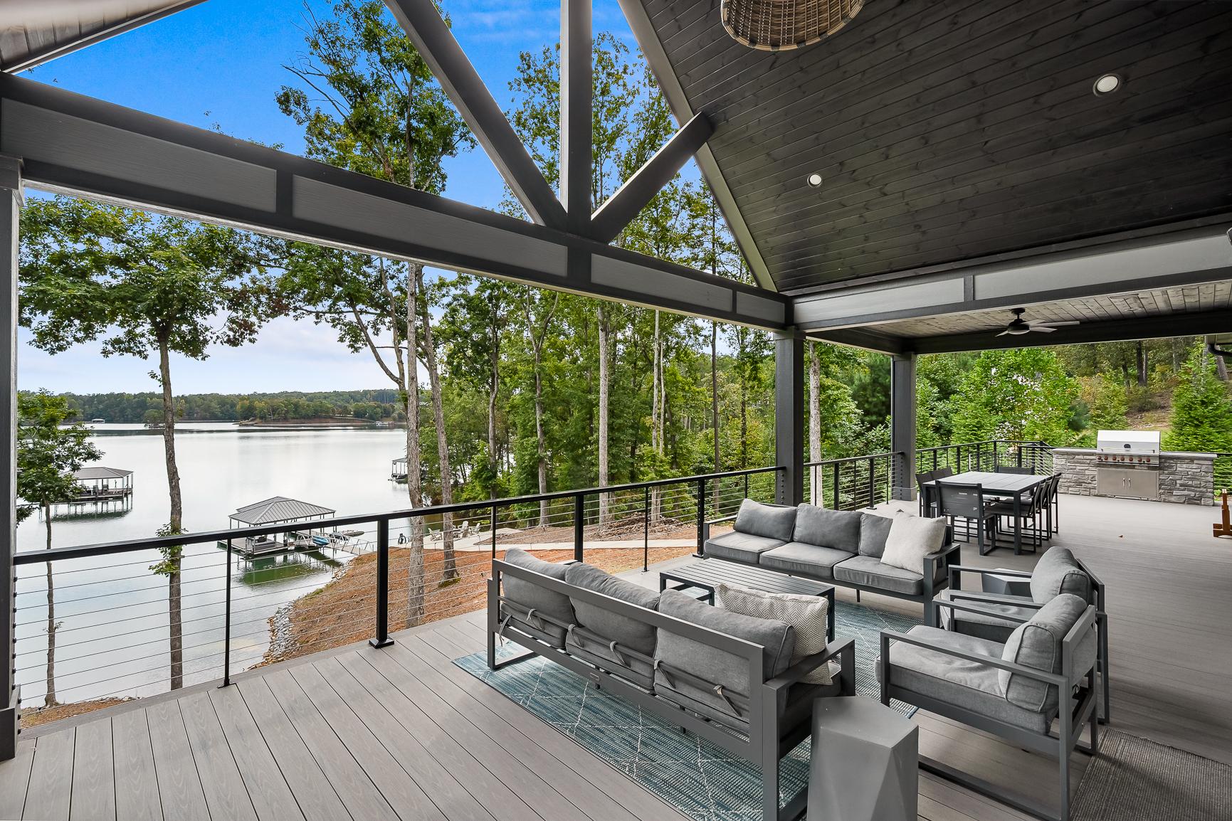 Cane Creek Retreat on Lake Keowee!